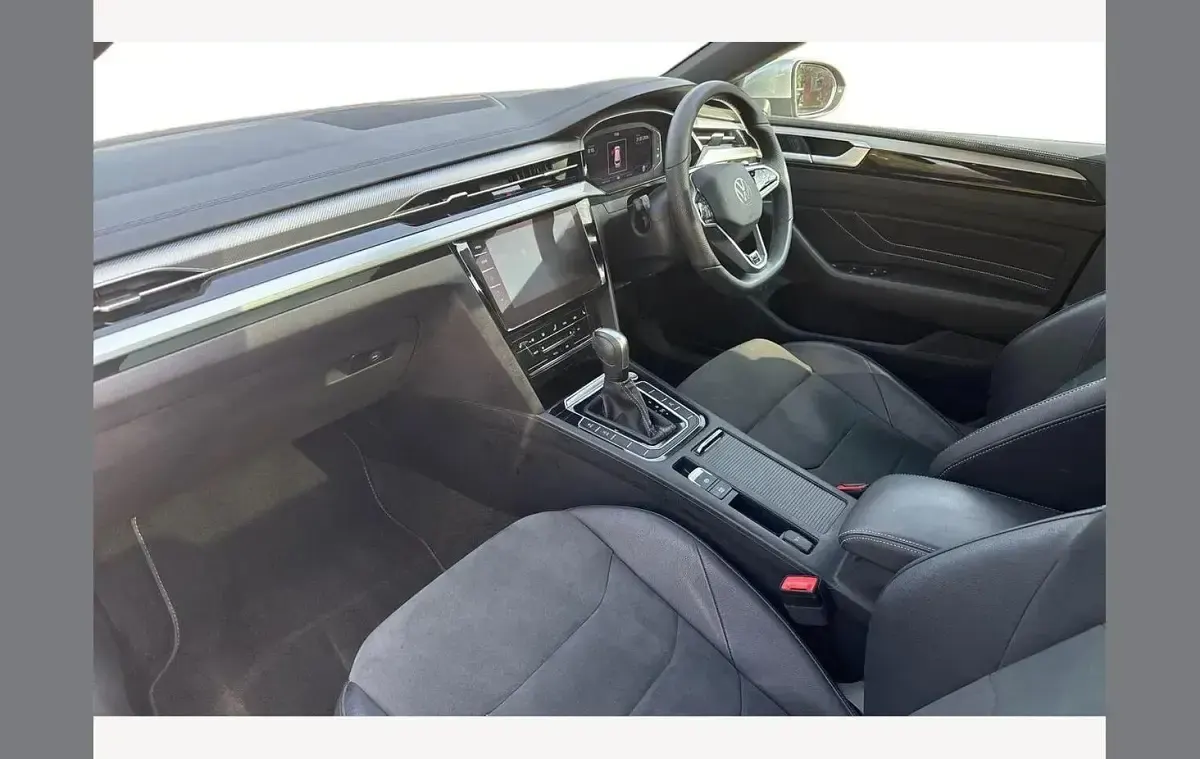 Used VW Arteon R-line 150 HP (110 kW) 2021 Silver Estate