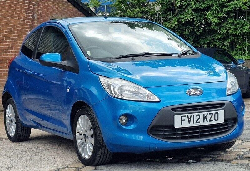 Blue Used 2012 Ford Ka Zetec Hatchback | £2,450 (Fair price) - Image 1/4