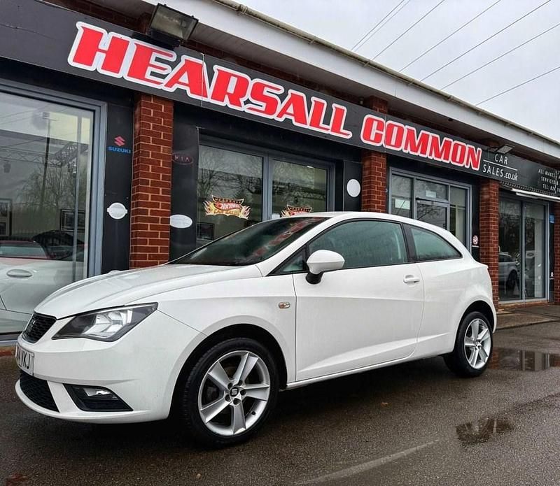 Used Seat Ibiza Sport 85 HP (62 kW) 2014 White Coupe