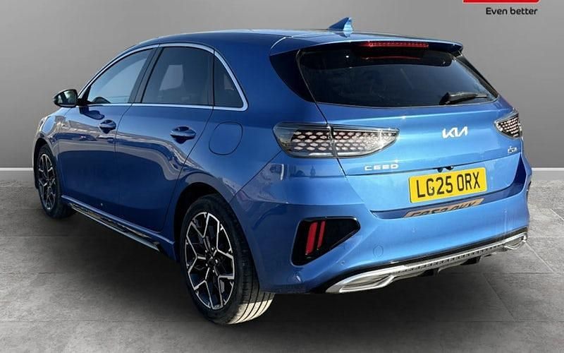 Used Kia Ceed GT-Line 140 HP (102 kW) 2024 Hatchback