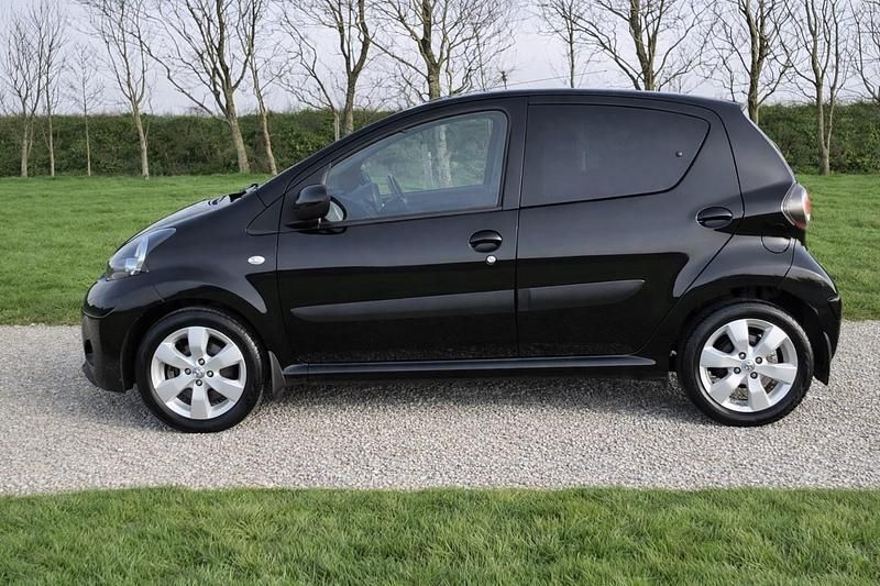 Used Toyota Aygo 2012 Black Hatchback