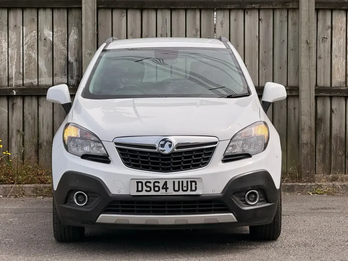 Used Vauxhall Mokka 140 HP (102 kW) 2014 White SUV