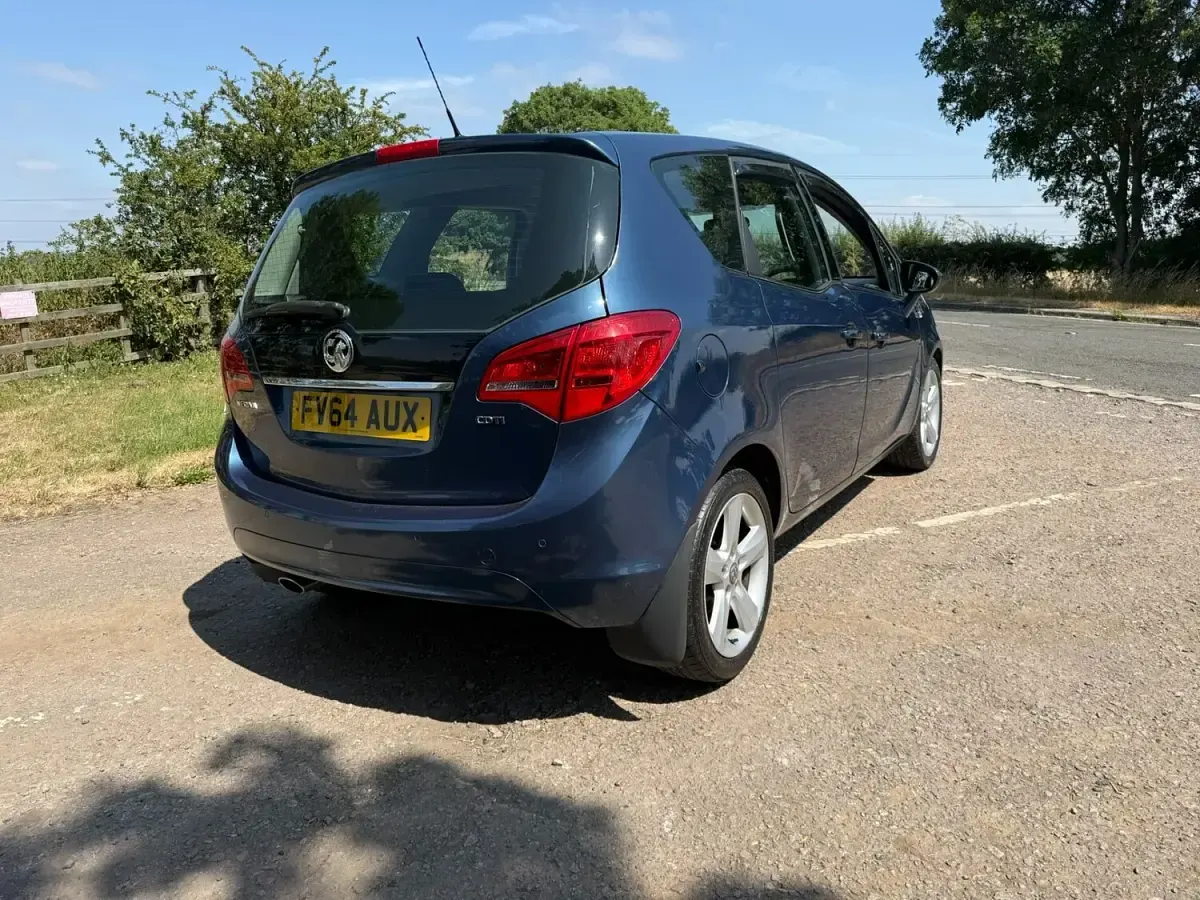 Used Vauxhall Meriva 2014 Blue MPV