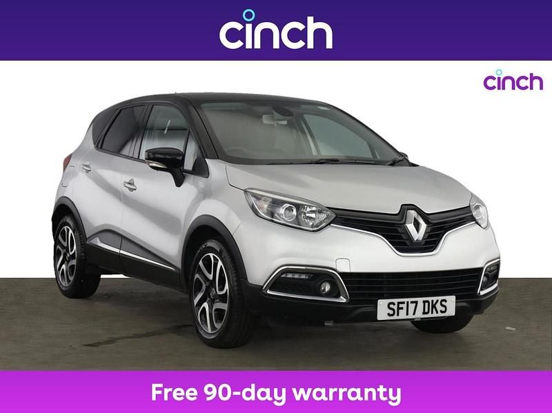 Silver Used 2017 Renault Captur Dynamique SUV | £7,999 (Fair price) - Image 1/3