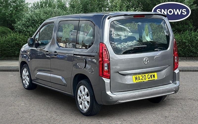 Used Vauxhall Combo S 131 HP (96 kW) 2020 Grey MPV