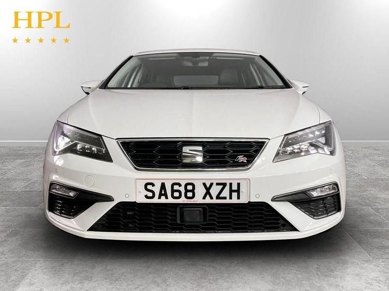 Used Seat Leon FR 190 HP (139 kW) 2018 White Hatchback