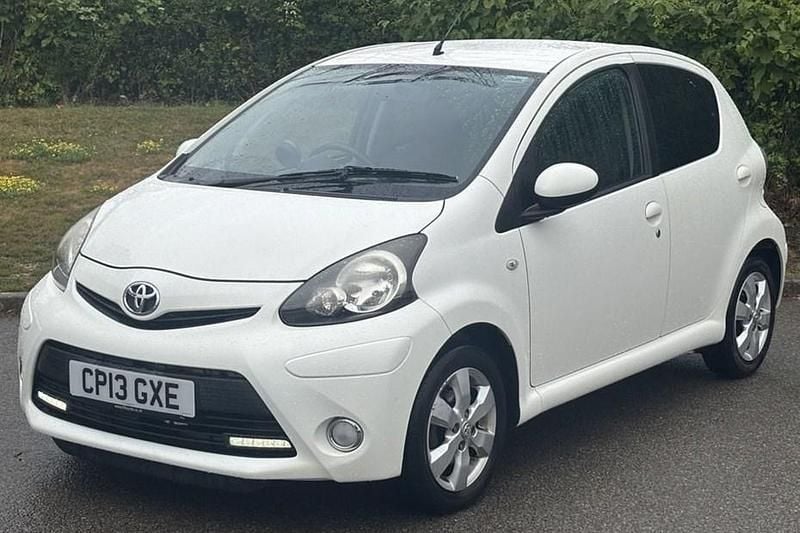 White Used 2013 Toyota Aygo Hatchback | £3,700 (Good price) - Image 1/1