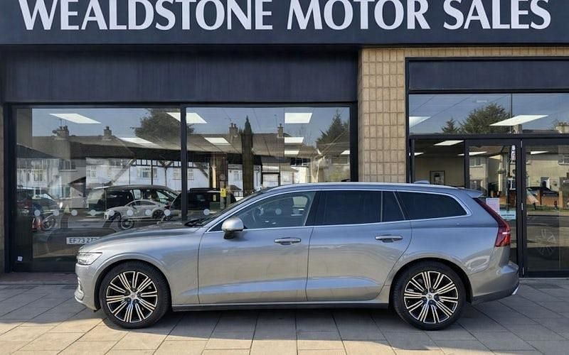 Used Volvo V60 Inscription 250 HP (183 kW) 2020 Grey Estate