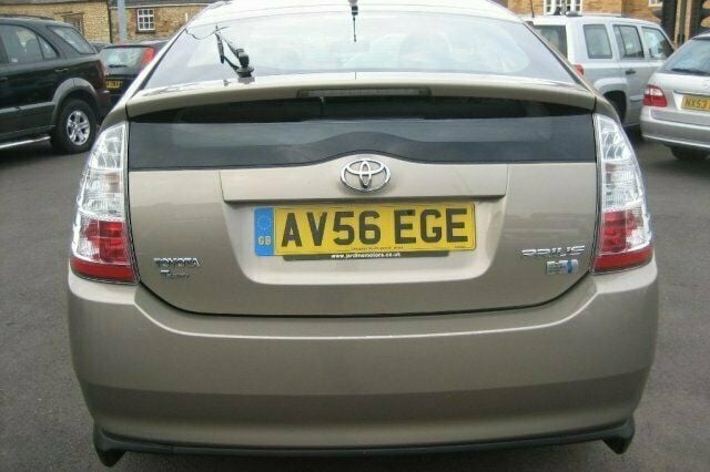 Used 2006 Toyota Prius Hatchback | £4,995 (Expensive) - Image 1/4