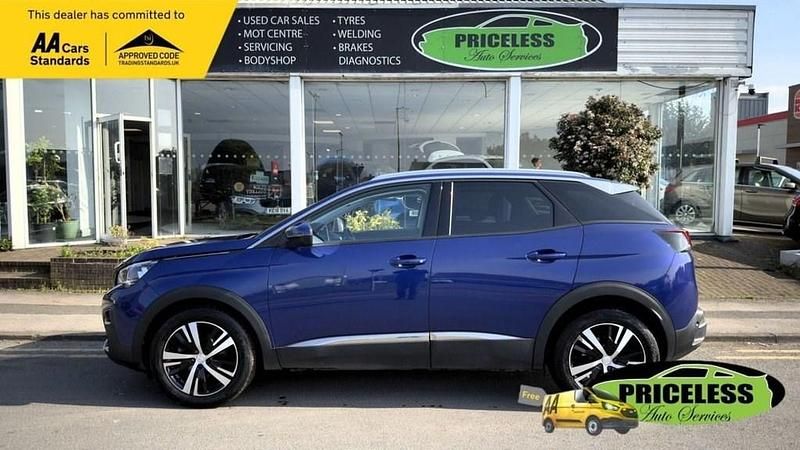 Used Peugeot 3008 Allure 130 HP (95 kW) 2019 Blue SUV