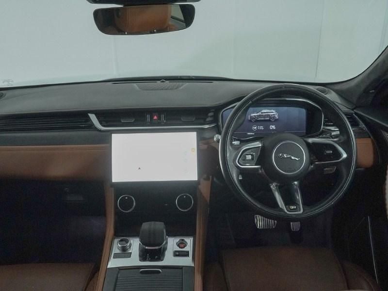 Used Jaguar F-Pace R-Dynamic 404 HP (297 kW) 2021 White SUV