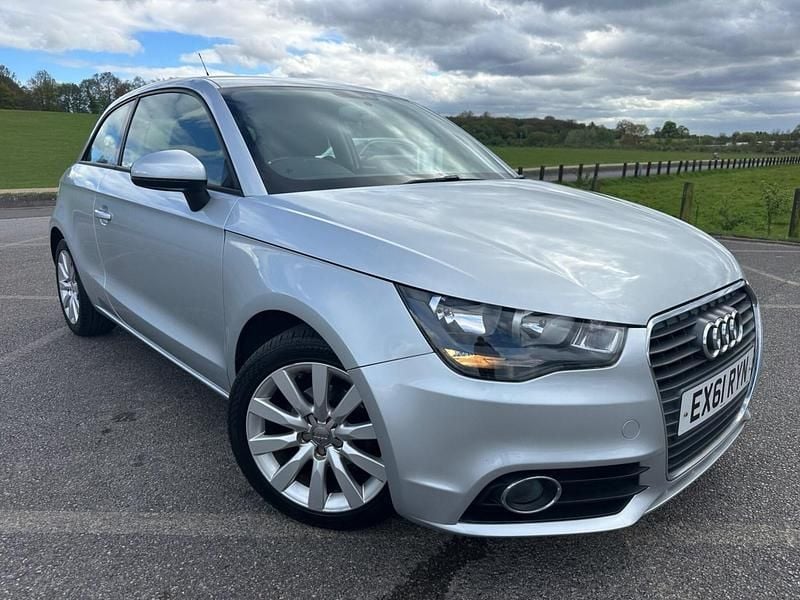 Used Audi A1 Sport 86 HP (63 kW) 2011 Silver Hatchback
