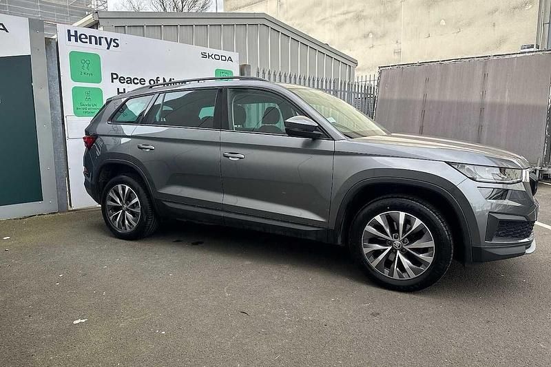 Used Skoda Kodiaq SE Drive 147 HP (108 kW) 2023 Graphite grey metallic SUV