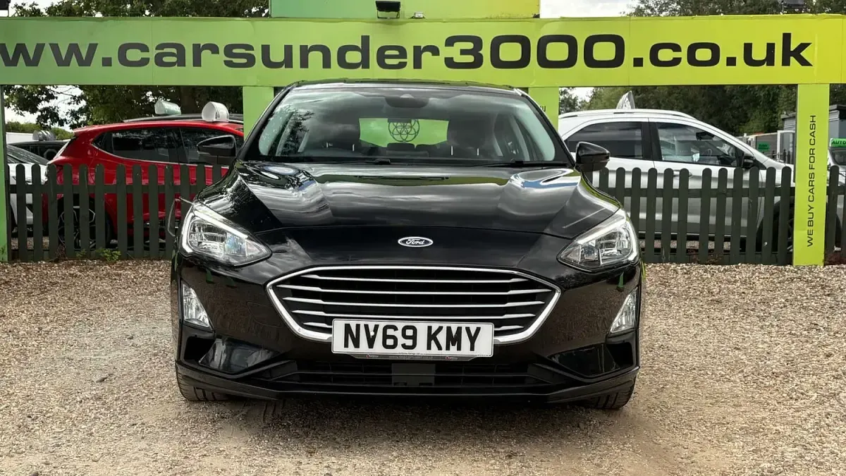 Used Ford Focus Zetec 125 HP (91 kW) 2020 Black Hatchback