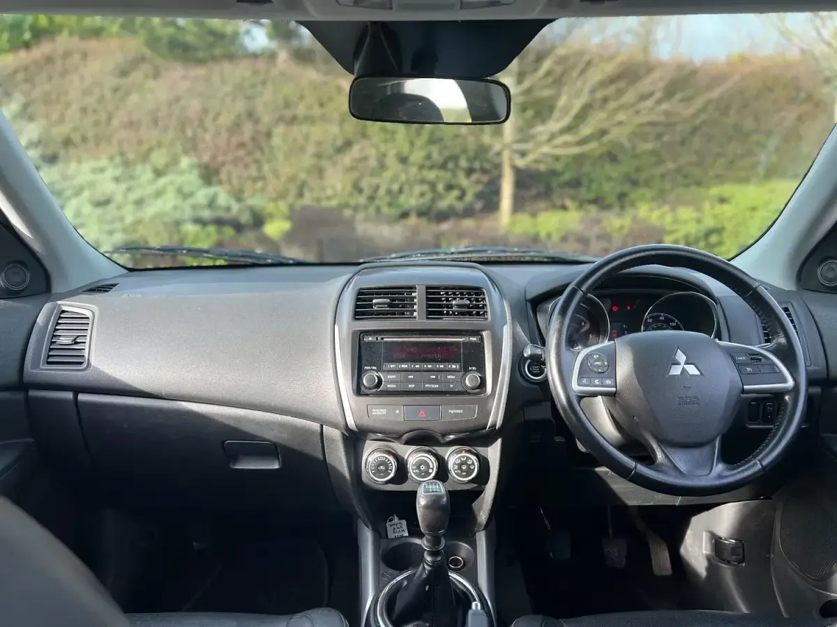 Used Mitsubishi ASX 114 HP (83 kW) 2014 Silver SUV