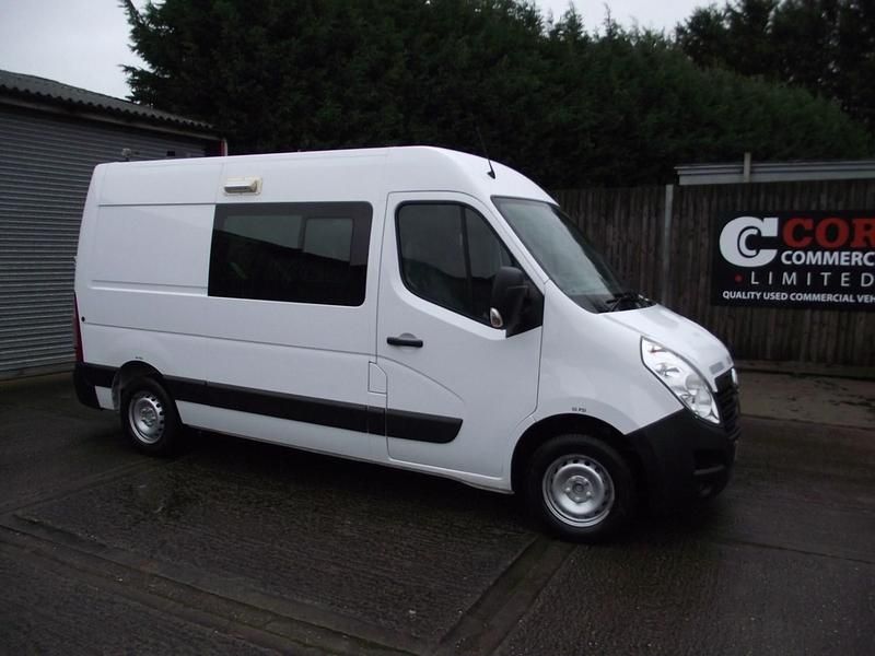 White Used 2019 Vauxhall Movano MPV | £6,950 (Good price) - Image 1/4