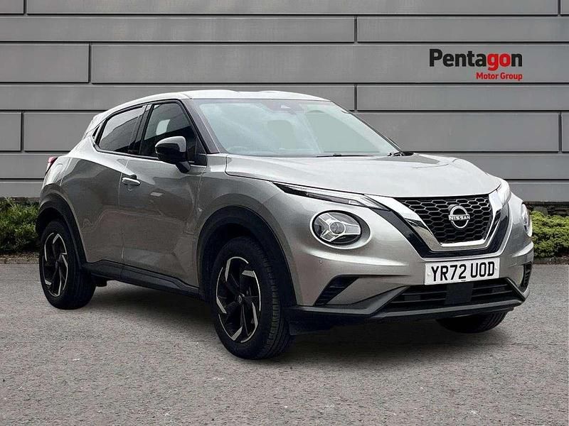 Silver Used 2022 Nissan Juke N-Connecta SUV | £14,899 (Fair price) - Image 1/4