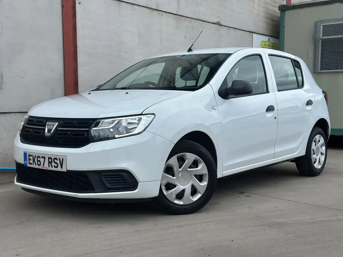 Used Dacia Sandero Ambiance 2017 White Hatchback