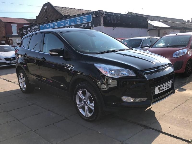 Black Used 2016 Ford Kuga Zetec SUV | £4,999 (Fair price) - Image 1/4