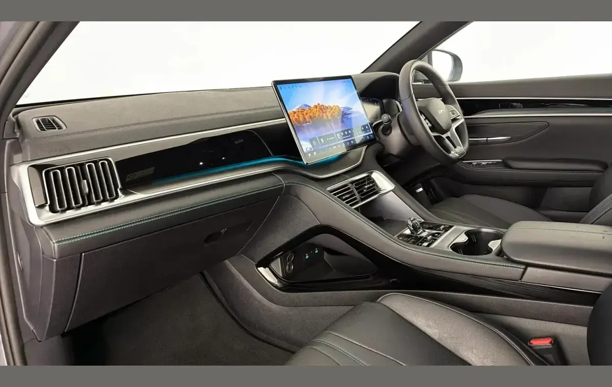Used BYD Seal U Boost 218 HP (160 kW) 2025 Grey SUV