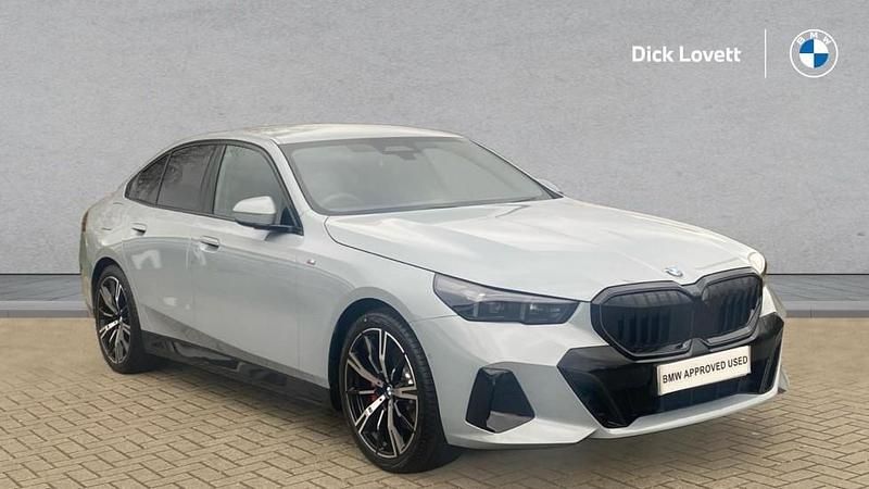 Grey Used 2025 BMW 520 M Sport | £42,555 (Fair price) - Image 1/4