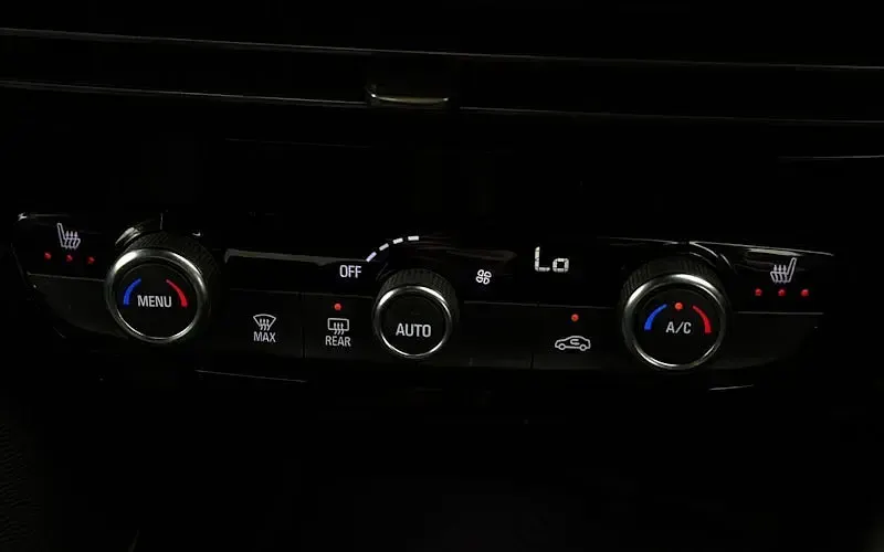 Used Vauxhall Mokka Ultimate 136 HP (100 kW) 2023 Red SUV