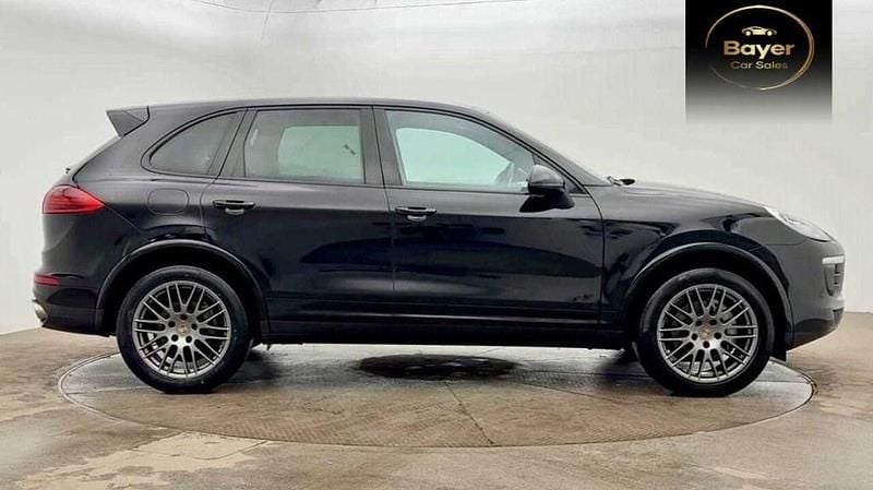 Used Porsche Cayenne Platinum Edition 262 HP (192 kW) 2016 Black SUV