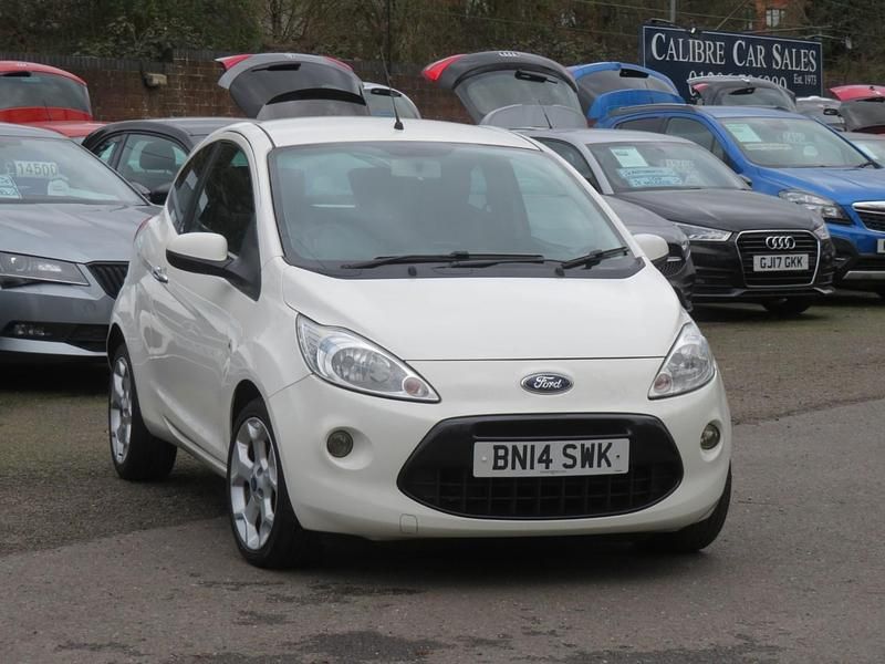 Used Ford Ka Metall 69 HP (50 kW) 2014 White Hatchback