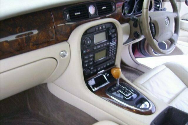 Used Jaguar XJ6 240 HP (176 kW) 2005 Sedan