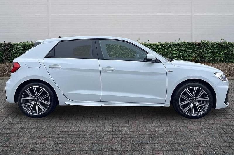 Used Audi A1 S-Line 113 HP (83 kW) 2025 White SUV
