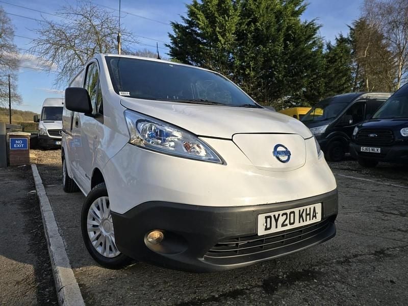 Used Nissan e-NV200 Acenta 80 kW (109 HP) 2020 White MPV