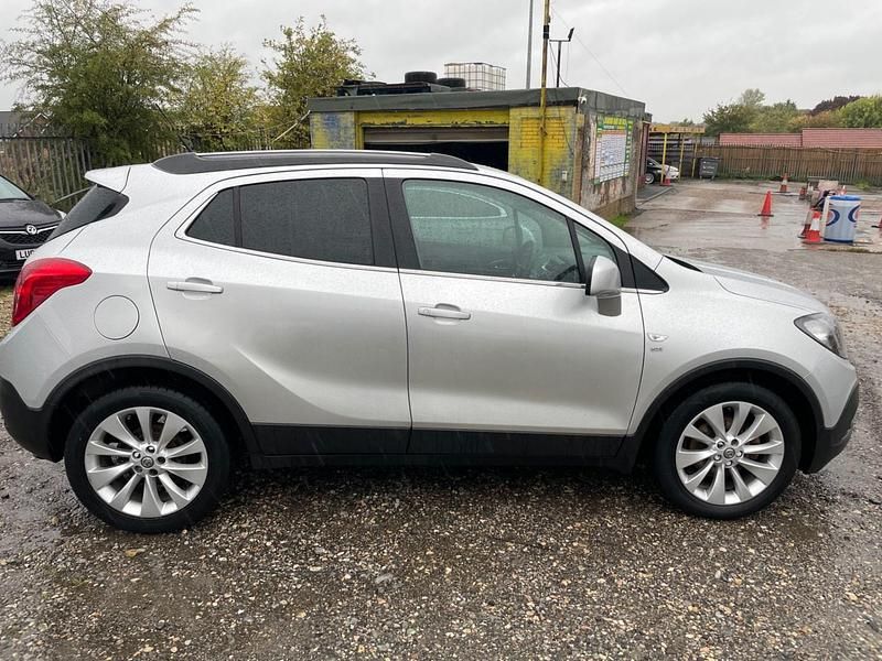 Silver Used 2015 Vauxhall Mokka SUV | £4,195 (Fair price) - Image 1/4