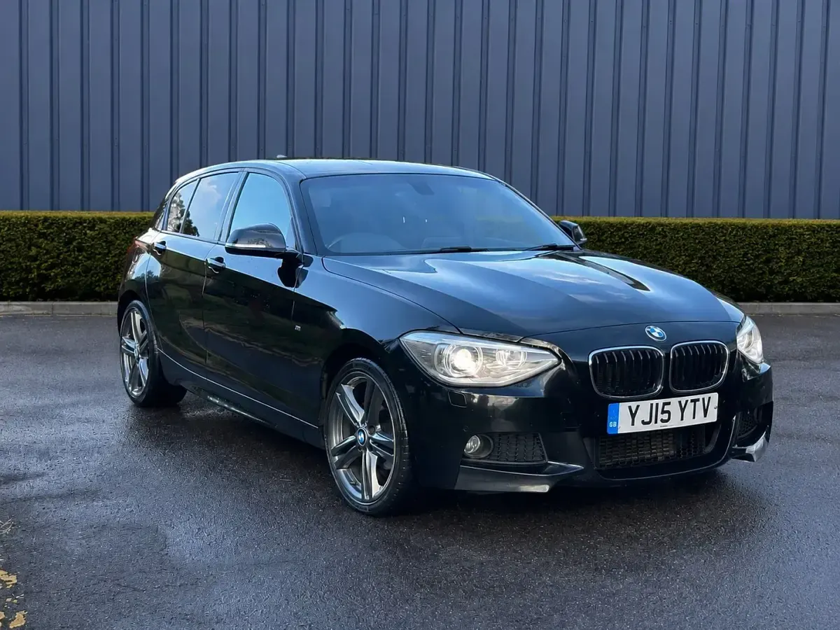 Begagnad BMW 116 M Sport 2015 Svart Halvkombi