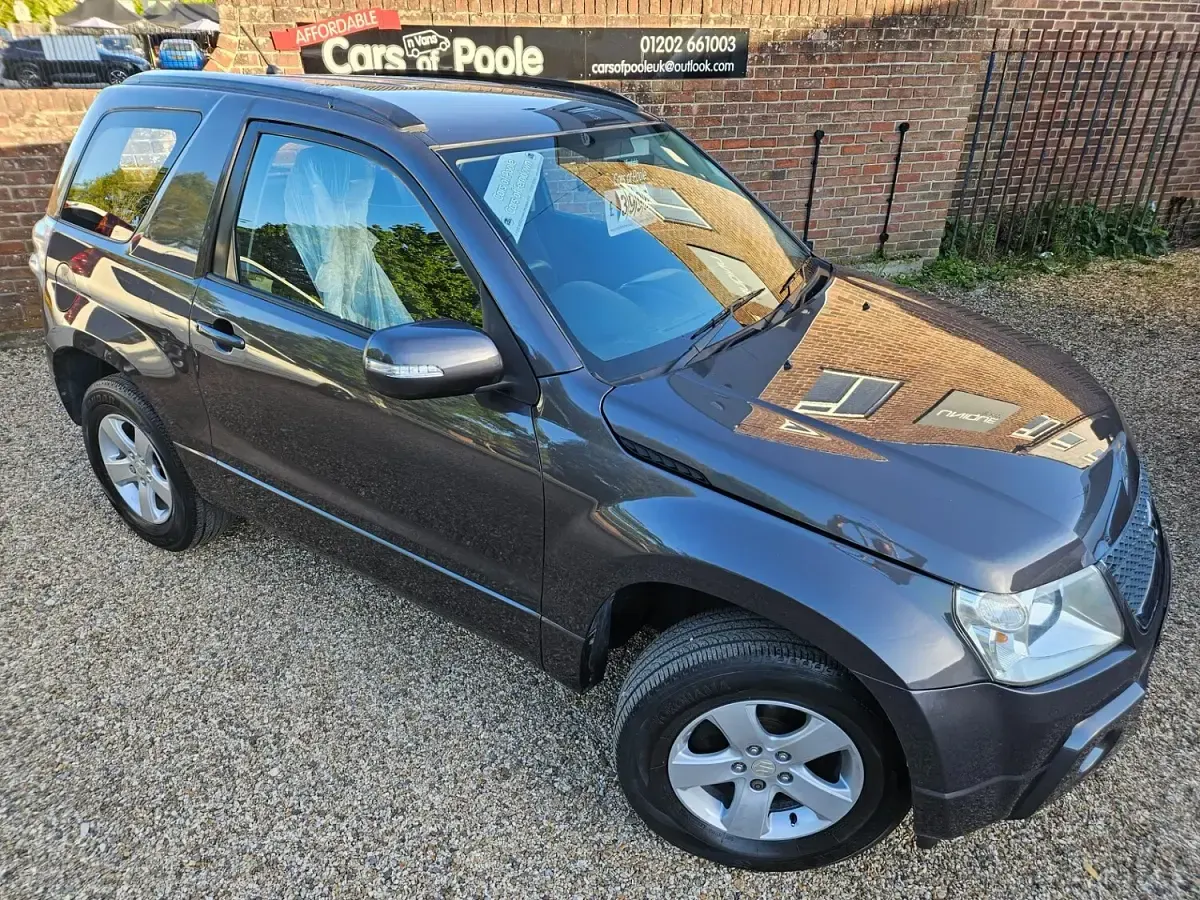 Używany Suzuki Grand Vitara SZ3 106 KM (77 kW) 2011 Szary SUV