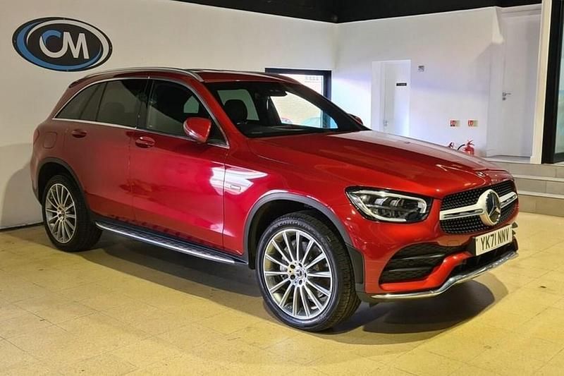 Red Used 2021 Mercedes E300 AMG Line Premium Estate | £23,995 (Good price) - Image 1/1