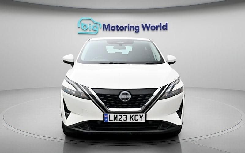 Used Nissan Qashqai Acenta Premium 190 HP (139 kW) 2023 White SUV