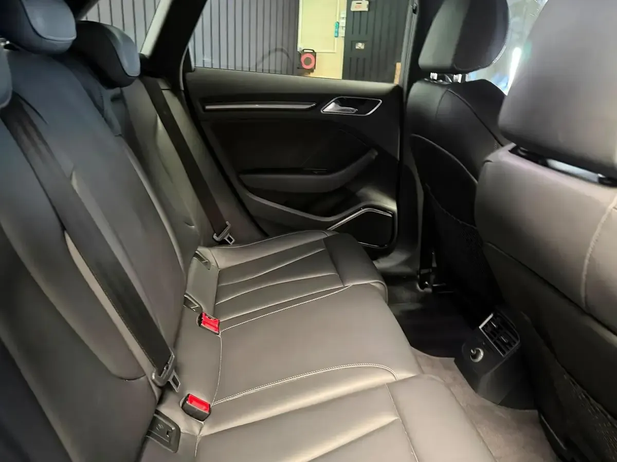 Used Audi RS3 Comfort 400 HP (294 kW) 2019 Blue Sedan