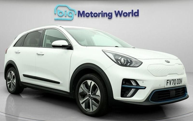 Used 2022 Kia e-Niro 3 SUV | £9,800 (Fair price) - Image 1/4