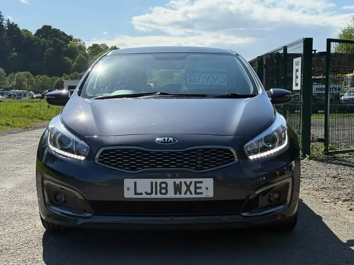 Used Kia Ceed 136 HP (100 kW) 2018 Silver Hatchback