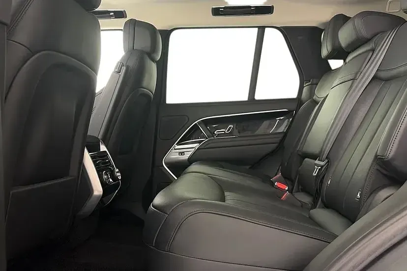 Used Land Rover Range Rover HSE 460 HP (338 kW) 2024 Grey SUV
