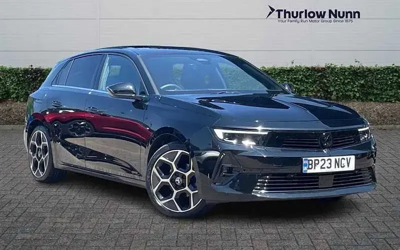 Used Vauxhall Astra Ultimate 131 HP (96 kW) 2026 Hatchback