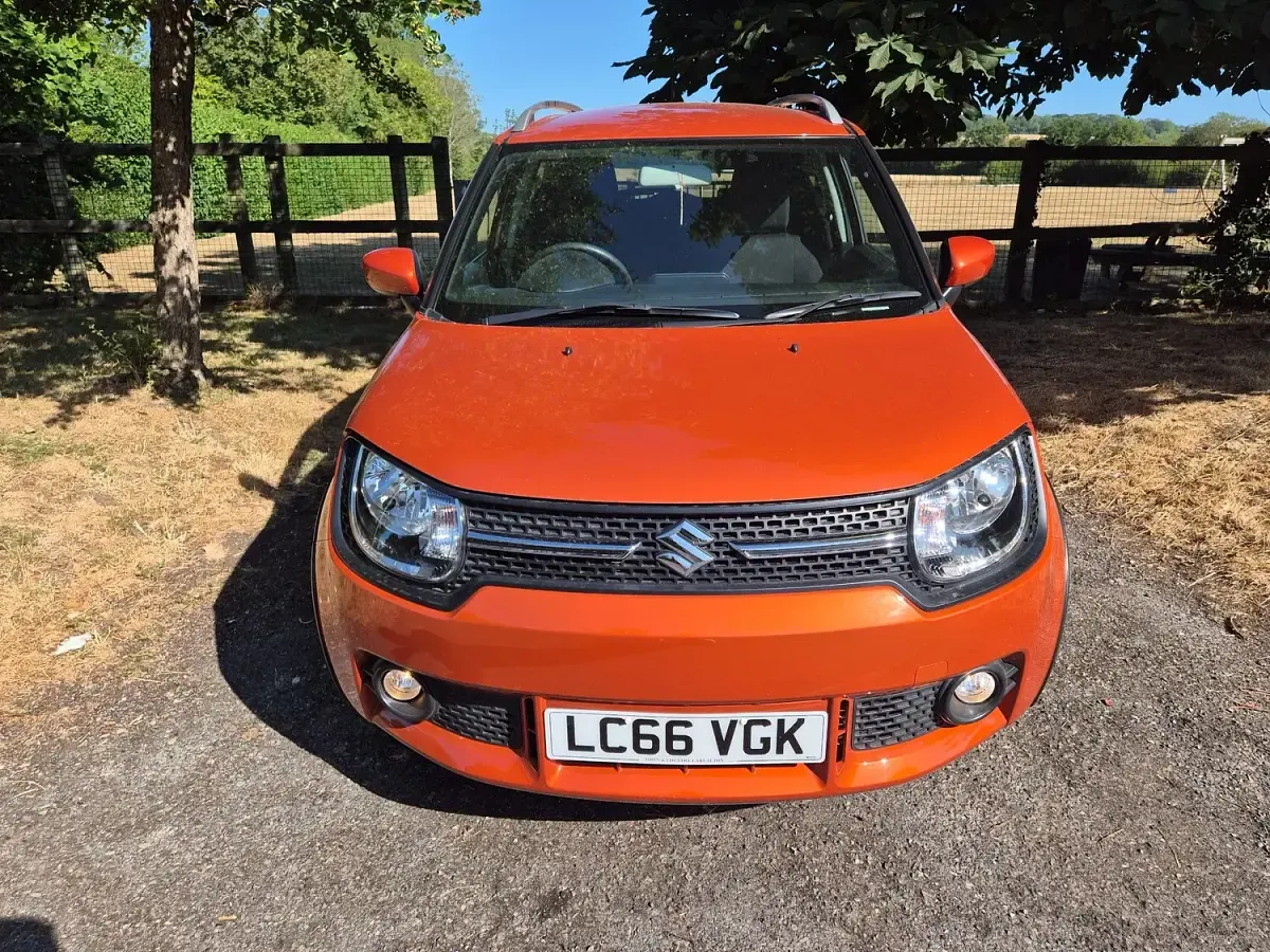Used Suzuki Ignis SZ-T 90 HP (66 kW) 2017 Orange SUV