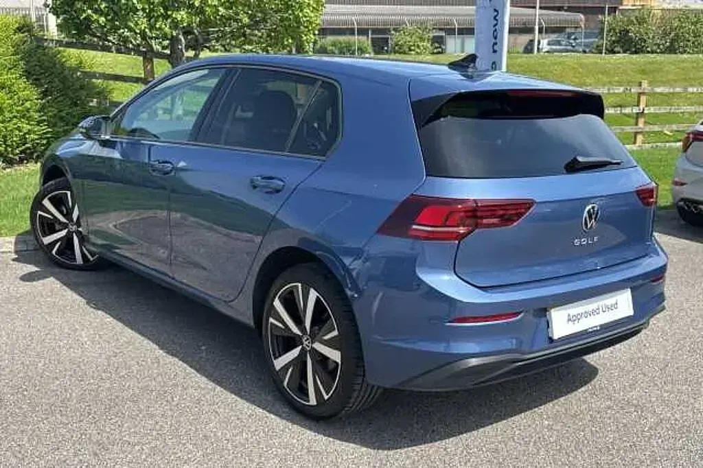Used VW Golf VIII Match 115 HP (84 kW) 2025 Blue Hatchback