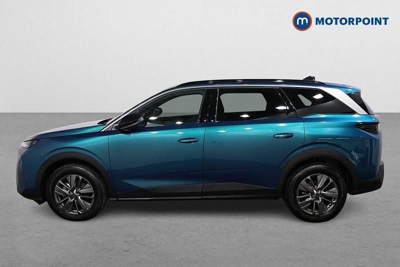 Used Peugeot 5008 Allure 145 HP (106 kW) 2025 Blue SUV