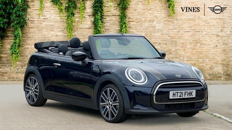 Black Used 2021 Mini Cooper Exclusive Hatchback | £18,300 (Expensive) - Image 1/4