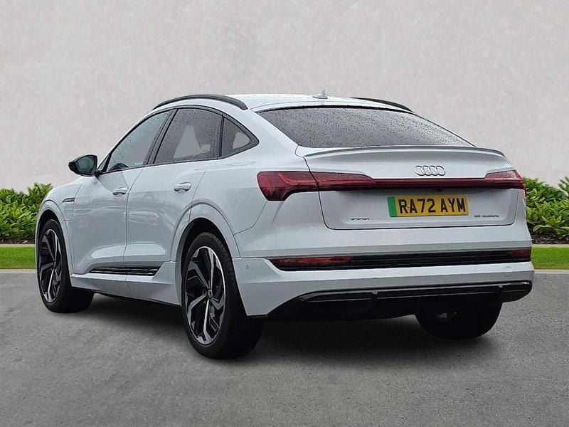 Used Audi e-tron Black Edition 300 kW (408 HP) 2023 White SUV