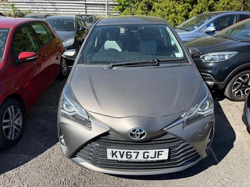 Usado Toyota Yaris 2017 Castanho Citadino