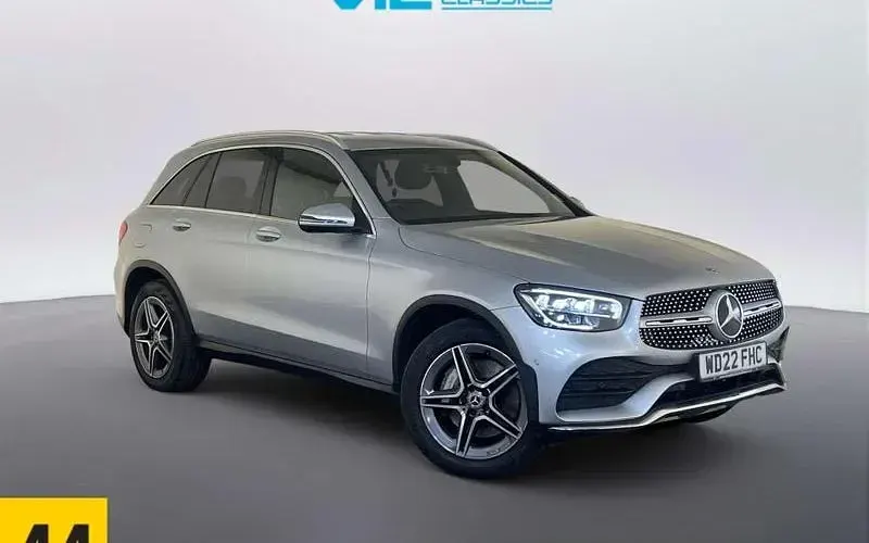 Second-hand Mercedes GLC220 AMG line 194 CP (142 kW) 2022 Break