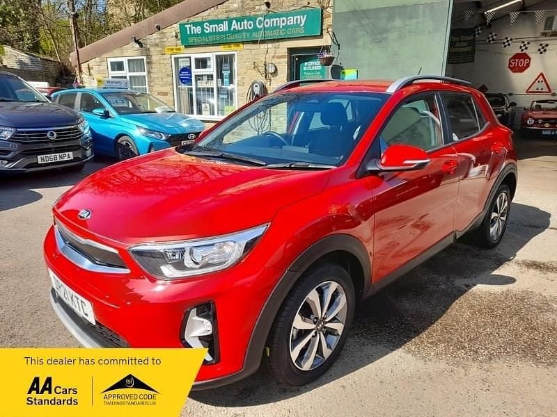 Used Kia Stonic 99 HP (72 kW) 2021 Red SUV
