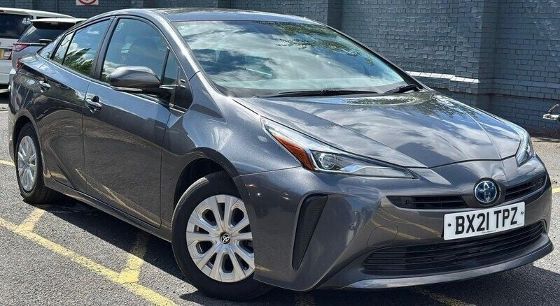 Grey Used 2025 Toyota Prius Business Edition Hatchback | £13,990 (Good price) - Image 1/4